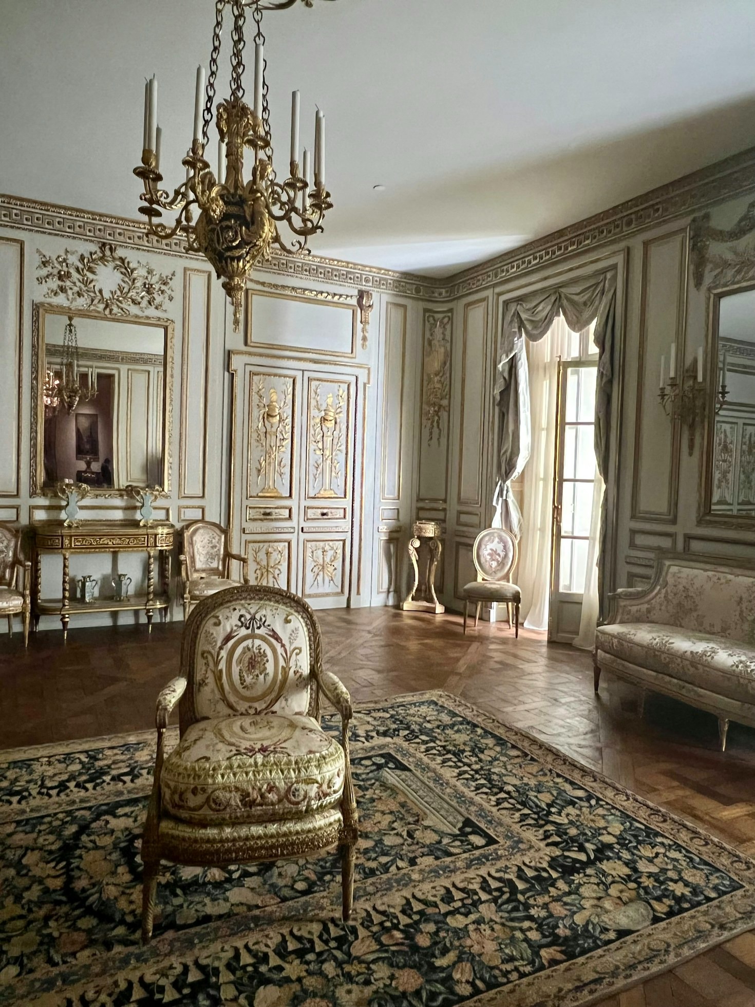 The Art of Styling French Country Decor in Any Room