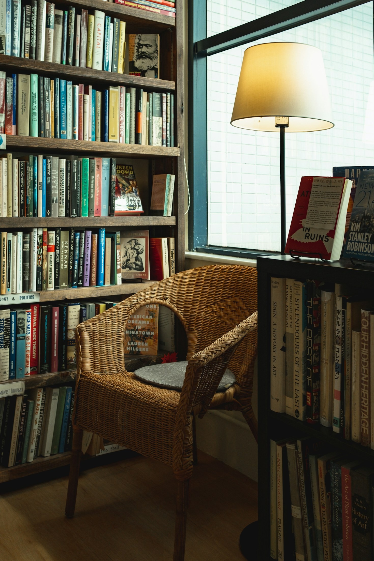 Curating Timeless Interiors: A Guide to Modern Heritage Style